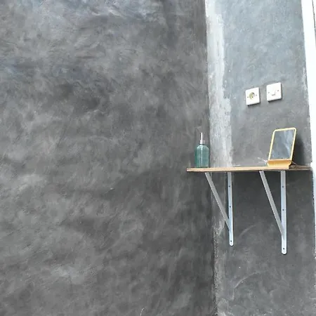 Mama'S Homestay Ruteng Exterior photo