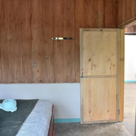 Mama'S Homestay Ruteng Room photo