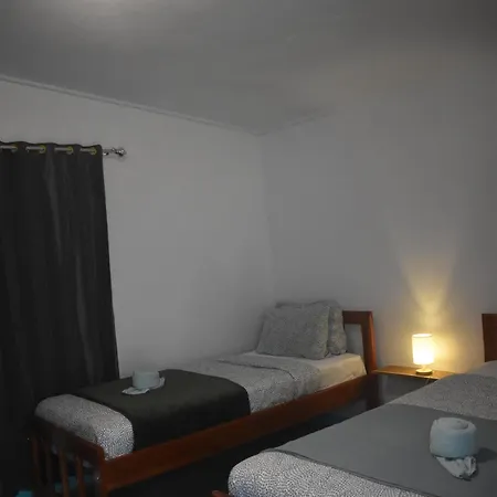Mama'S Homestay Ruteng Exterior photo